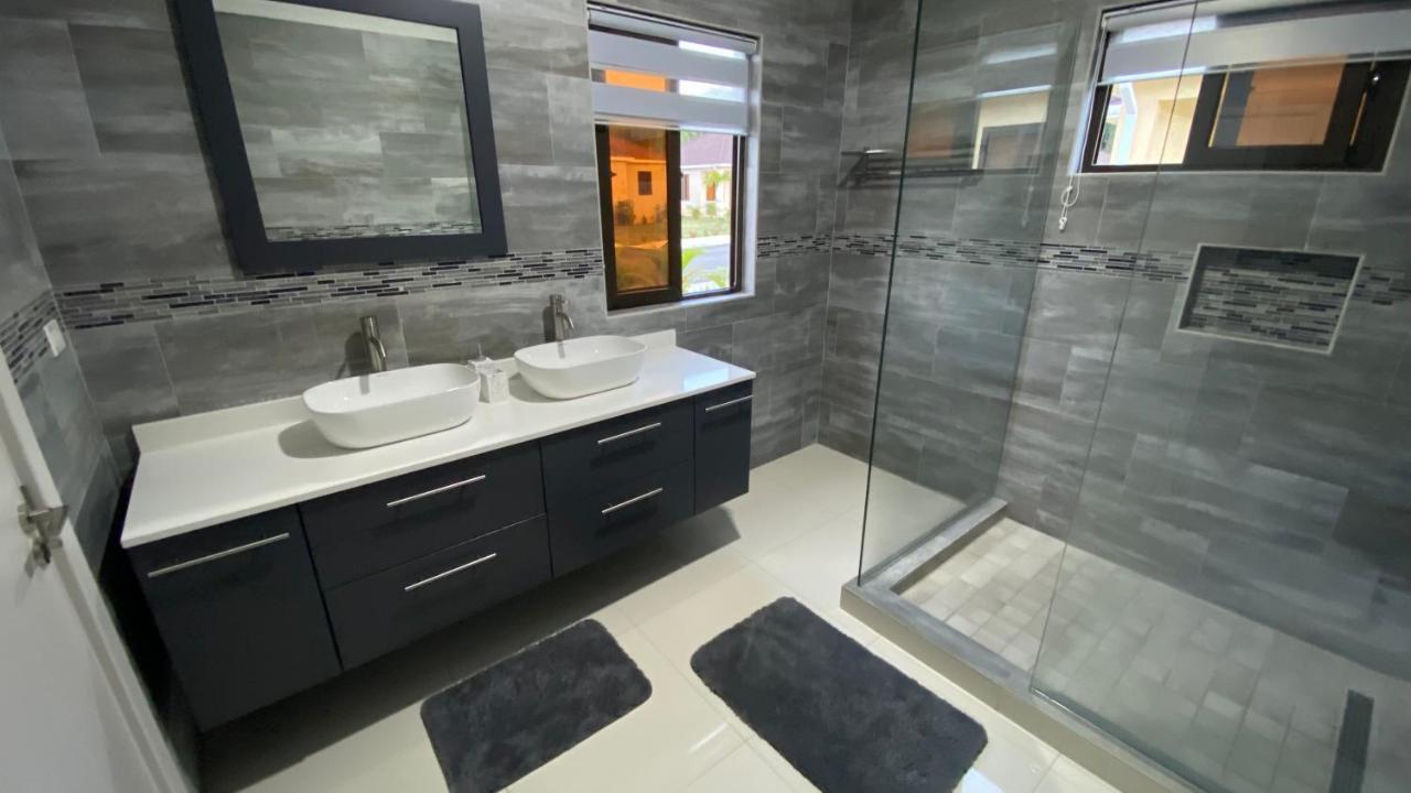 The Roseville โอโชรีโอส ภายนอก รูปภาพ
